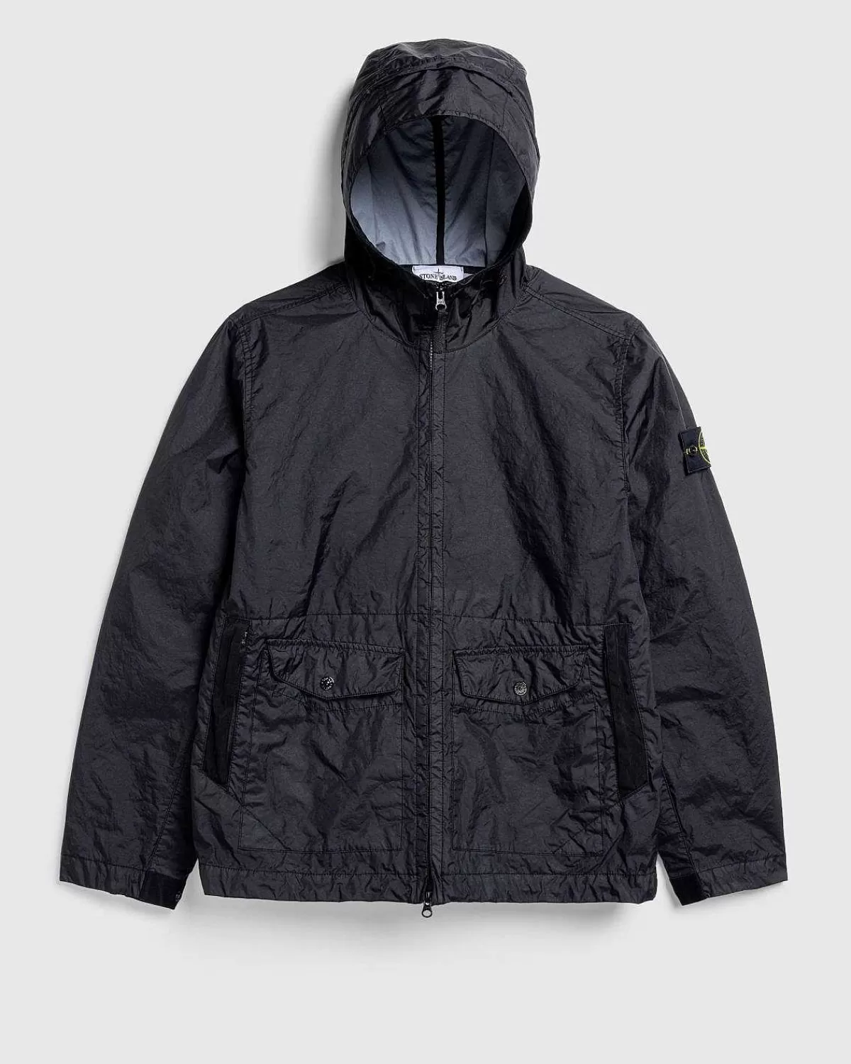sort_nylonjakke_med_haette_1.webp Overtøj>Stone Island Sort Nylonjakke Med Haette