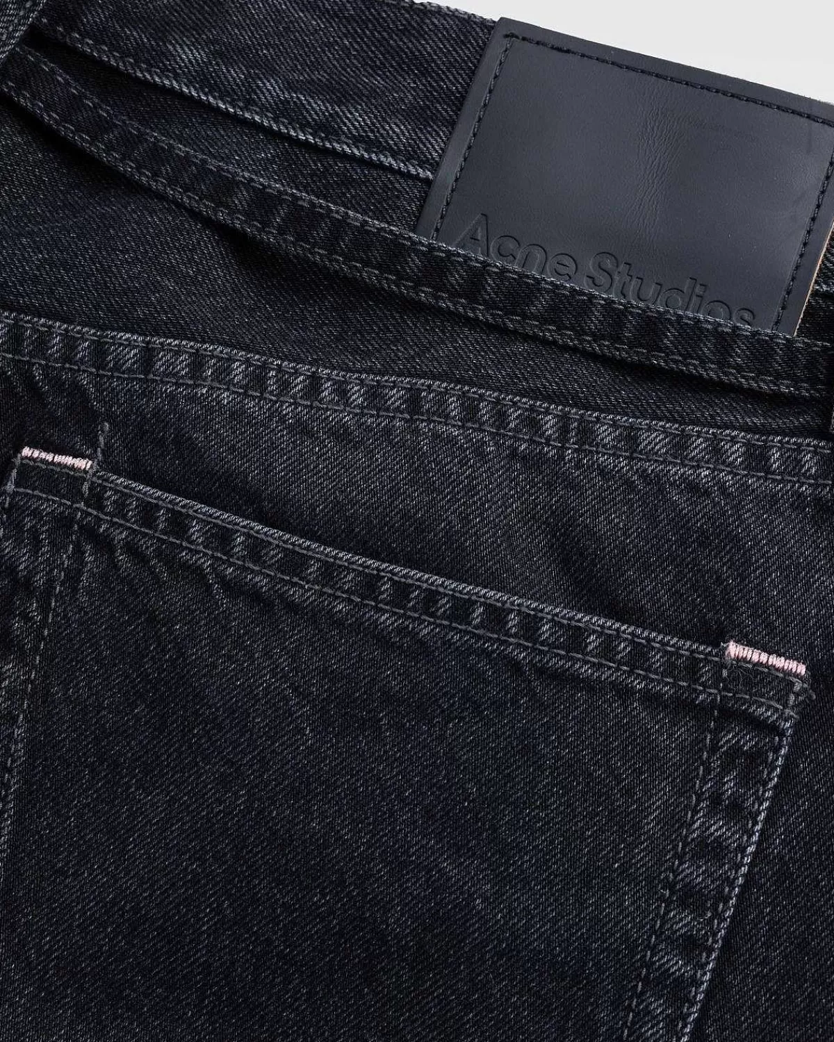 sorte_denimshorts_med_brede_ben_6.webp Shorts>Acne Studios Sorte Denimshorts Med Brede Ben