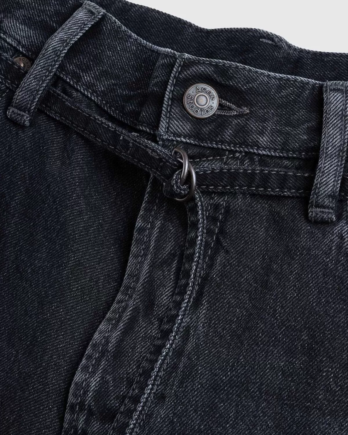 sorte_denimshorts_med_brede_ben_7.webp Shorts>Acne Studios Sorte Denimshorts Med Brede Ben