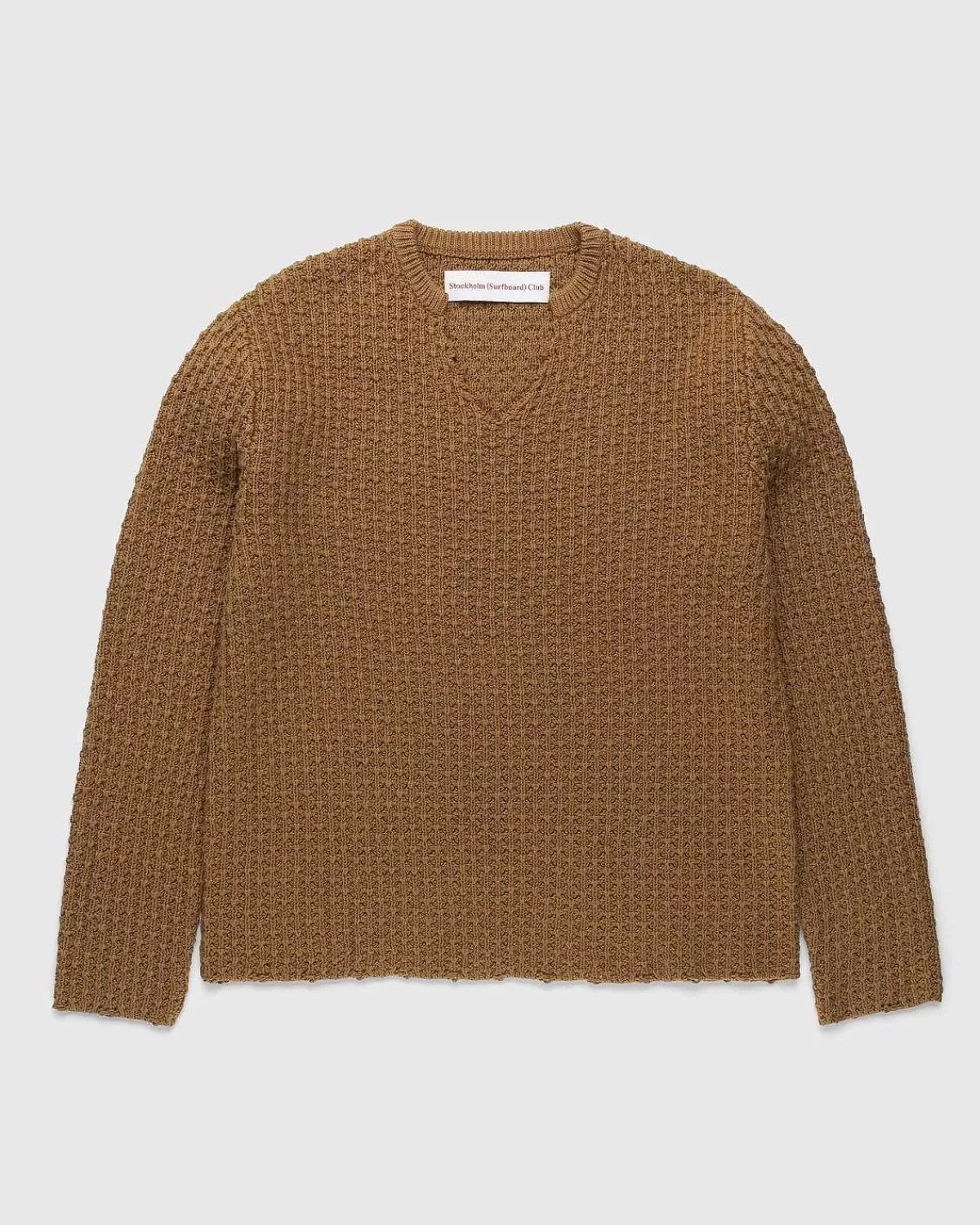 strik_vhals_sweater_cedertrae_1.webp Strik>Stockholm Surfboard Club Strik V-Hals Sweater Cedertrae