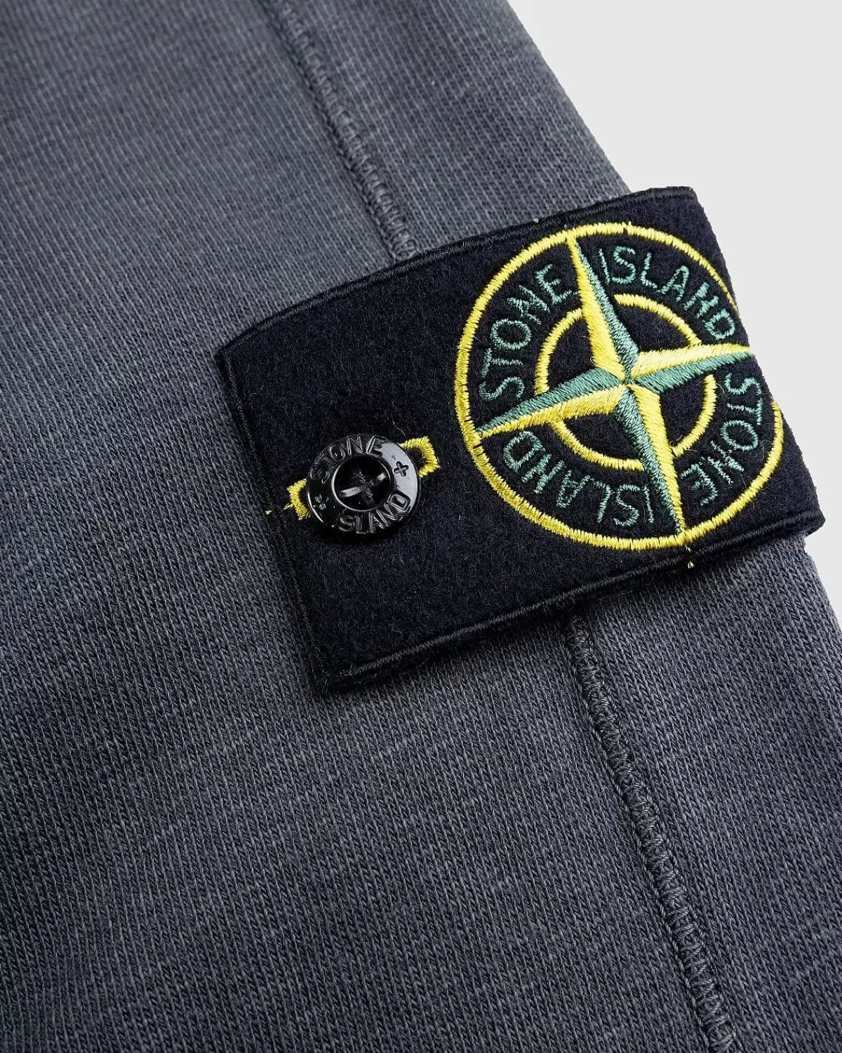 sweatshirt_med_fuld_lynlas_charcoal_7.webp Sveder>Stone Island Sweatshirt Med Fuld Lynlas Charcoal