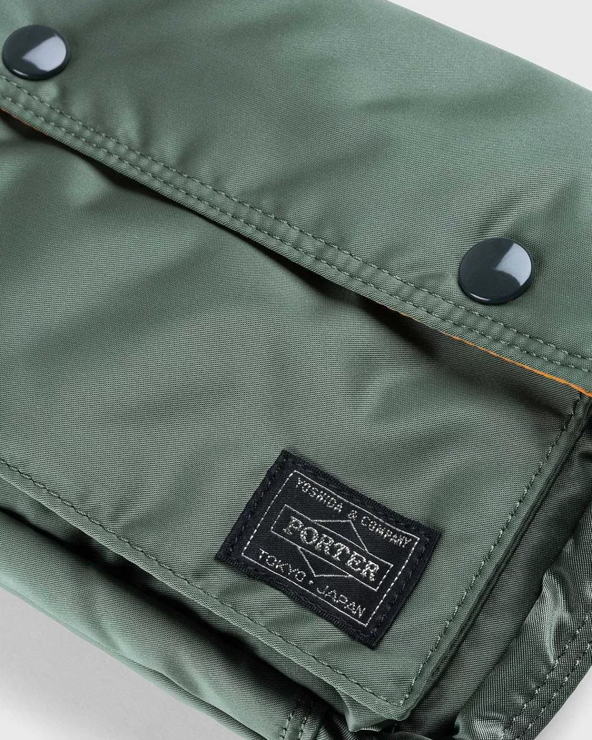 tanker_clip_skuldertaske_sage_green_8.webp Tasker>Porter-Yoshida & Co. Tanker Clip Skuldertaske Sage Green