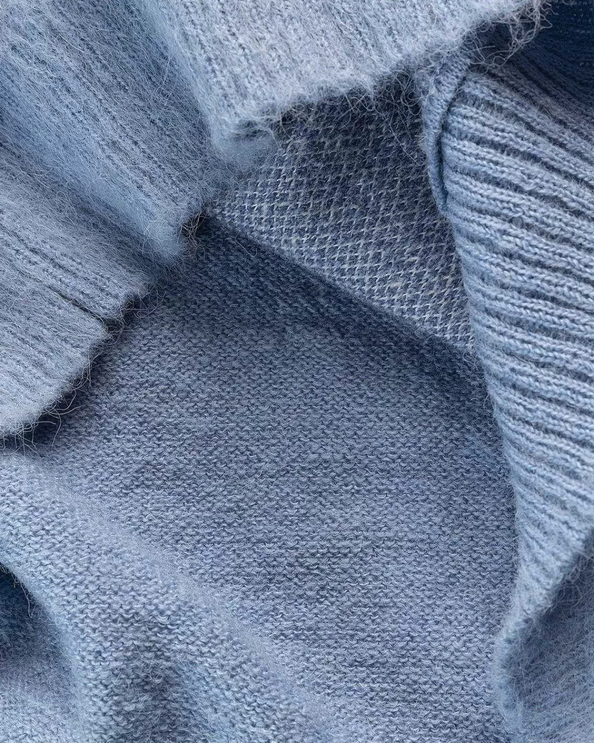 tjek_alpaca_sweater_multi_blue_3.webp Strik>Highsnobiety Tjek Alpaca Sweater Multi Blue