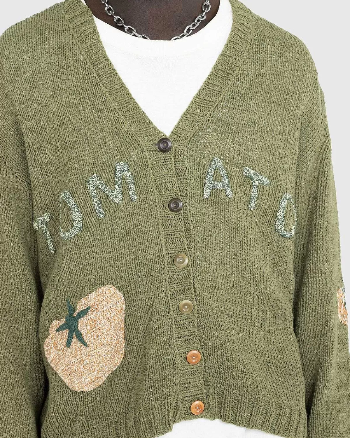 twinsun_cardigan_oliven_toms_5.webp Strik>Story mfg. Twinsun Cardigan Oliven Toms
