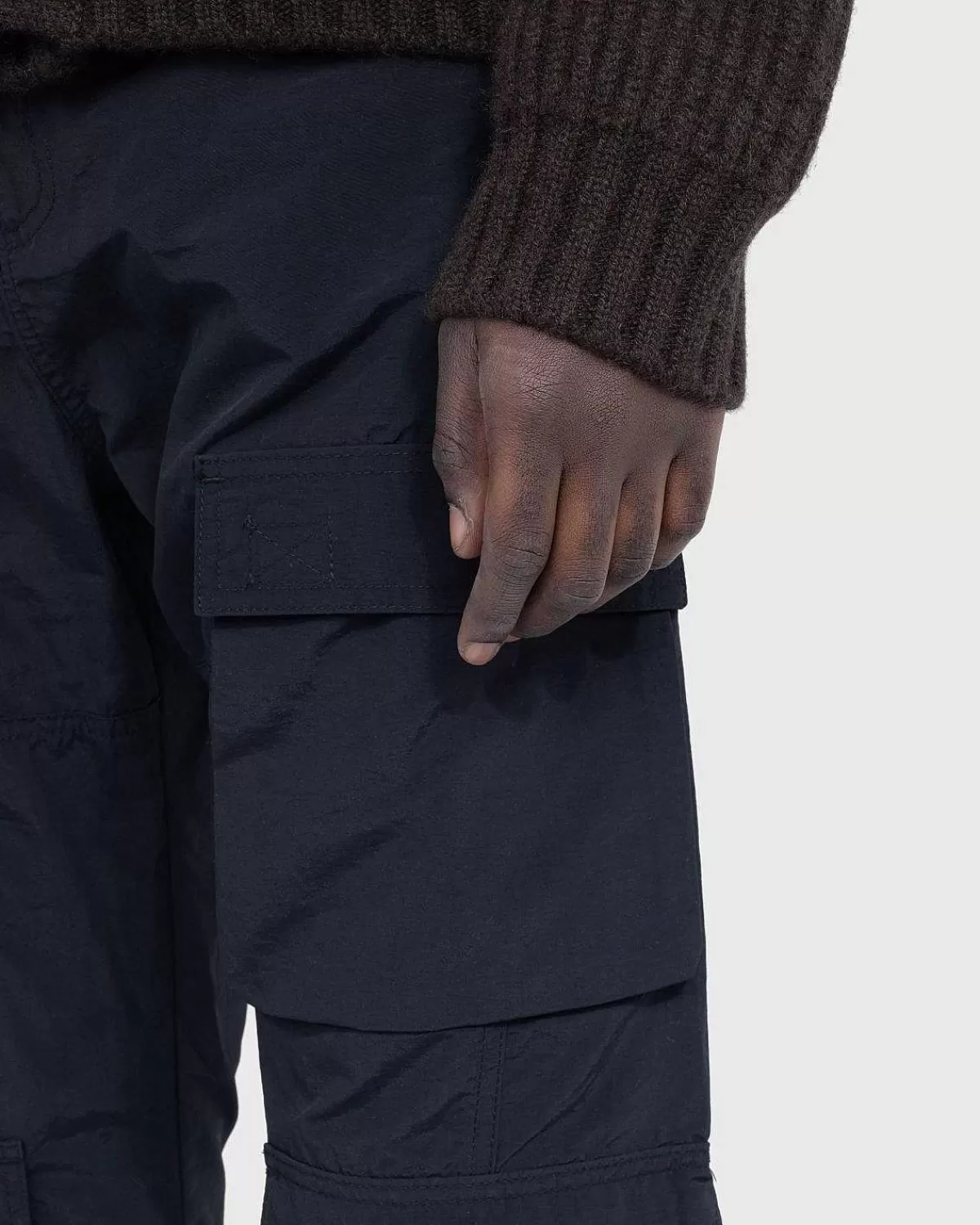 twist_seam_cargo_trouser_sort_5.webp Bukser>Martine Rose Twist Seam Cargo Trouser Sort