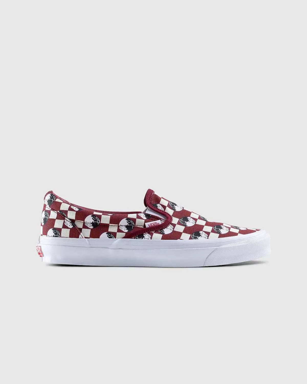 ua_og_classic_slipon_year_of_the_rabbit_red_1.webp Sneakers>Vans Ua Og Classic Slip-On Year Of The Rabbit Red