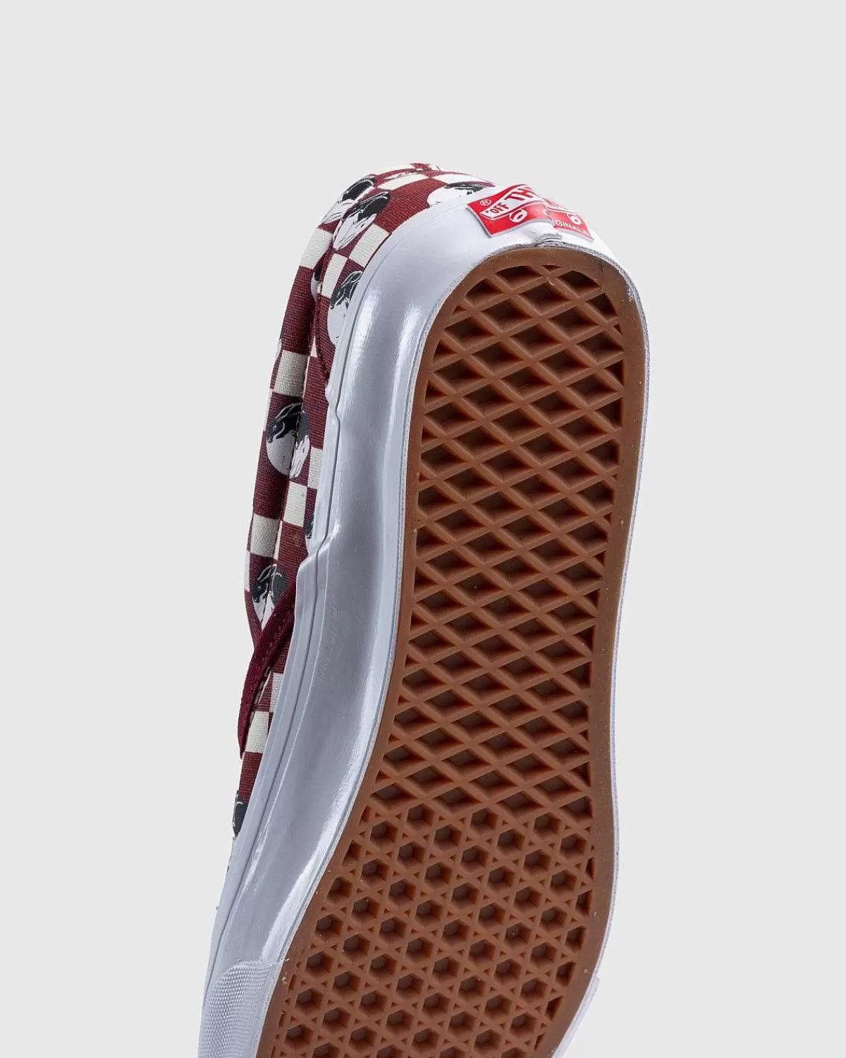 ua_og_classic_slipon_year_of_the_rabbit_red_6.webp Sneakers>Vans Ua Og Classic Slip-On Year Of The Rabbit Red