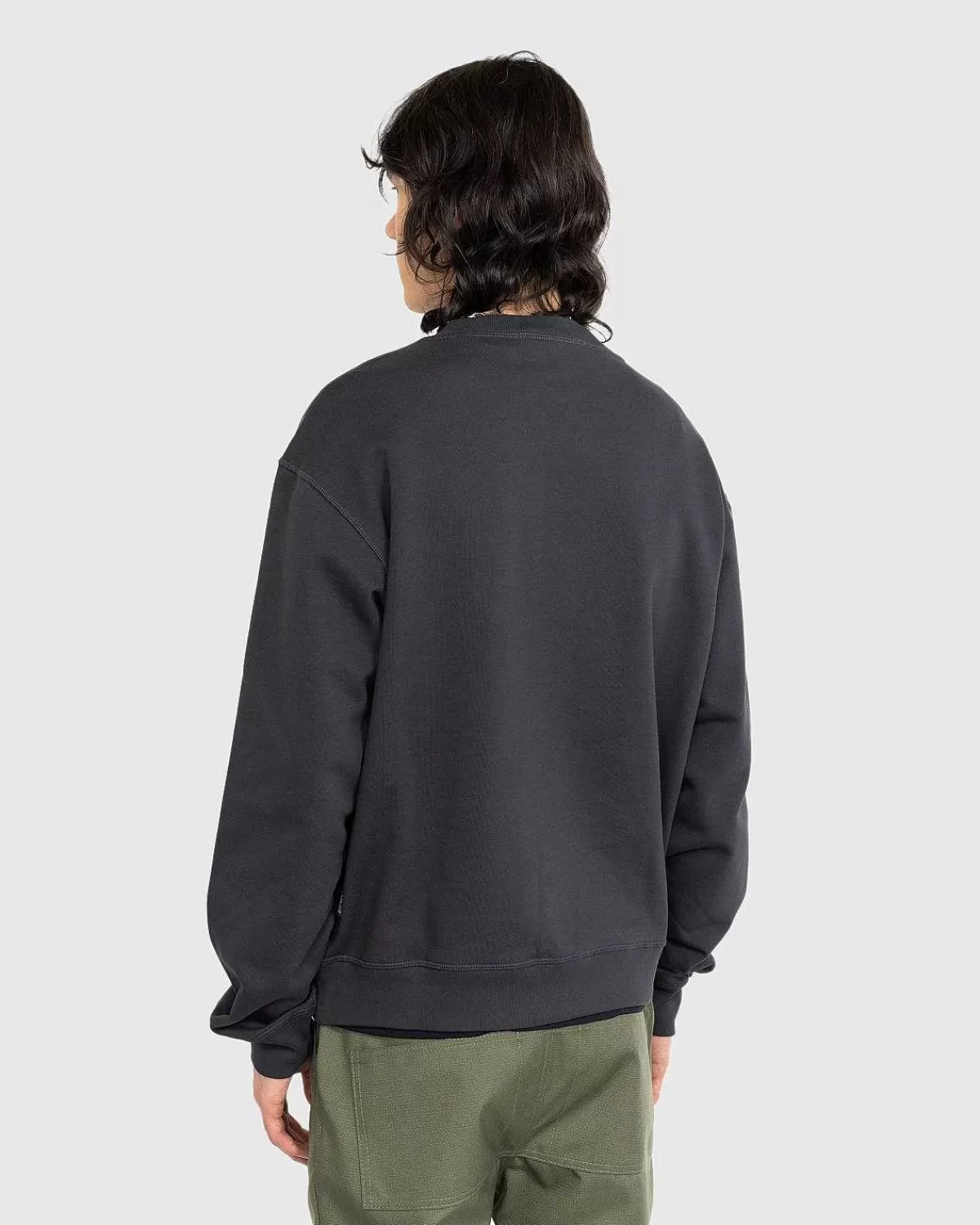 varsity_sweatshirt_soft_black_4.webp Sveder>AFFXWRKS Varsity Sweatshirt Soft Black