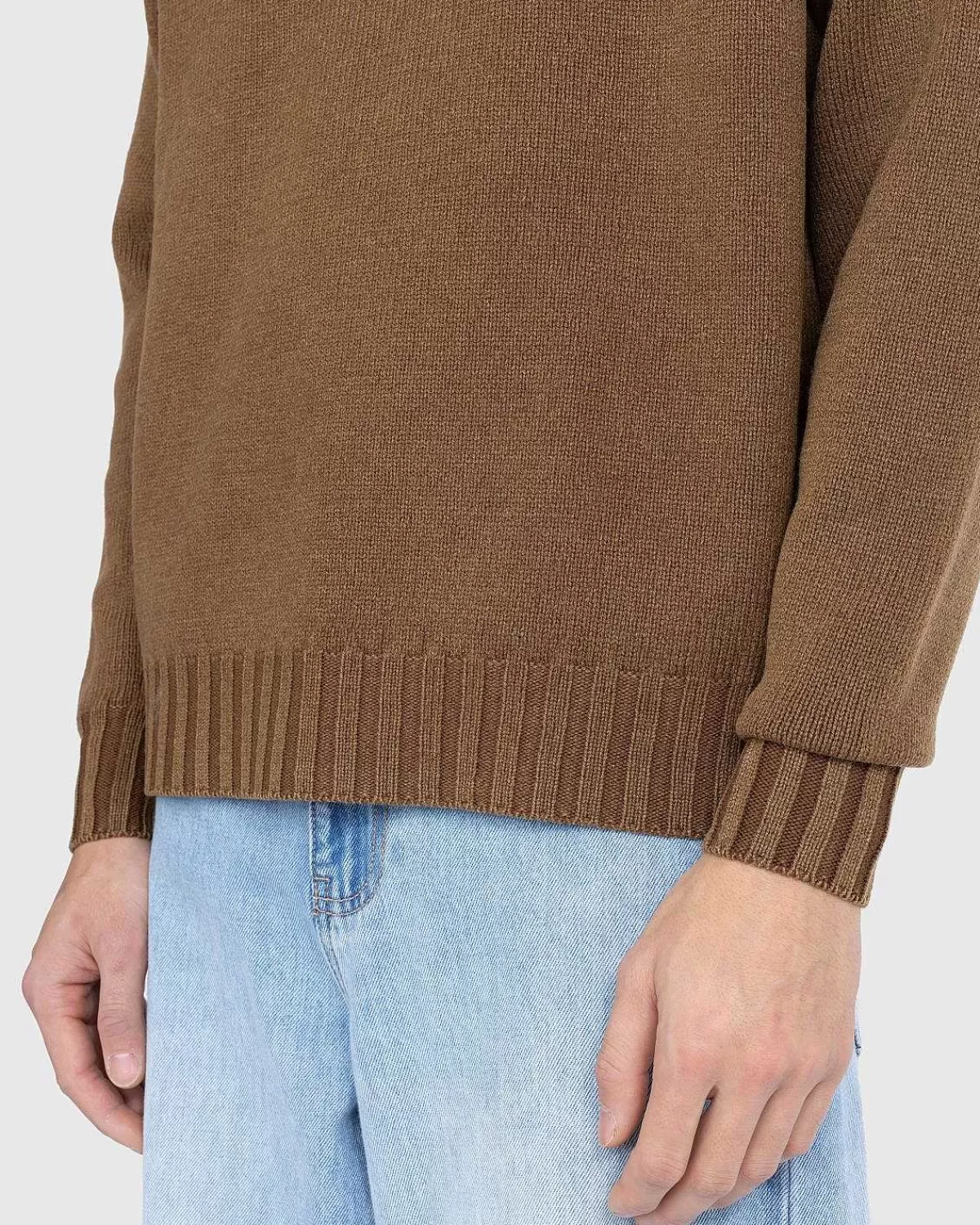 vasket_fransk_merino_strik_crewneck_brun_5.webp Strik>Auralee Vasket Fransk Merino Strik Crewneck Brun