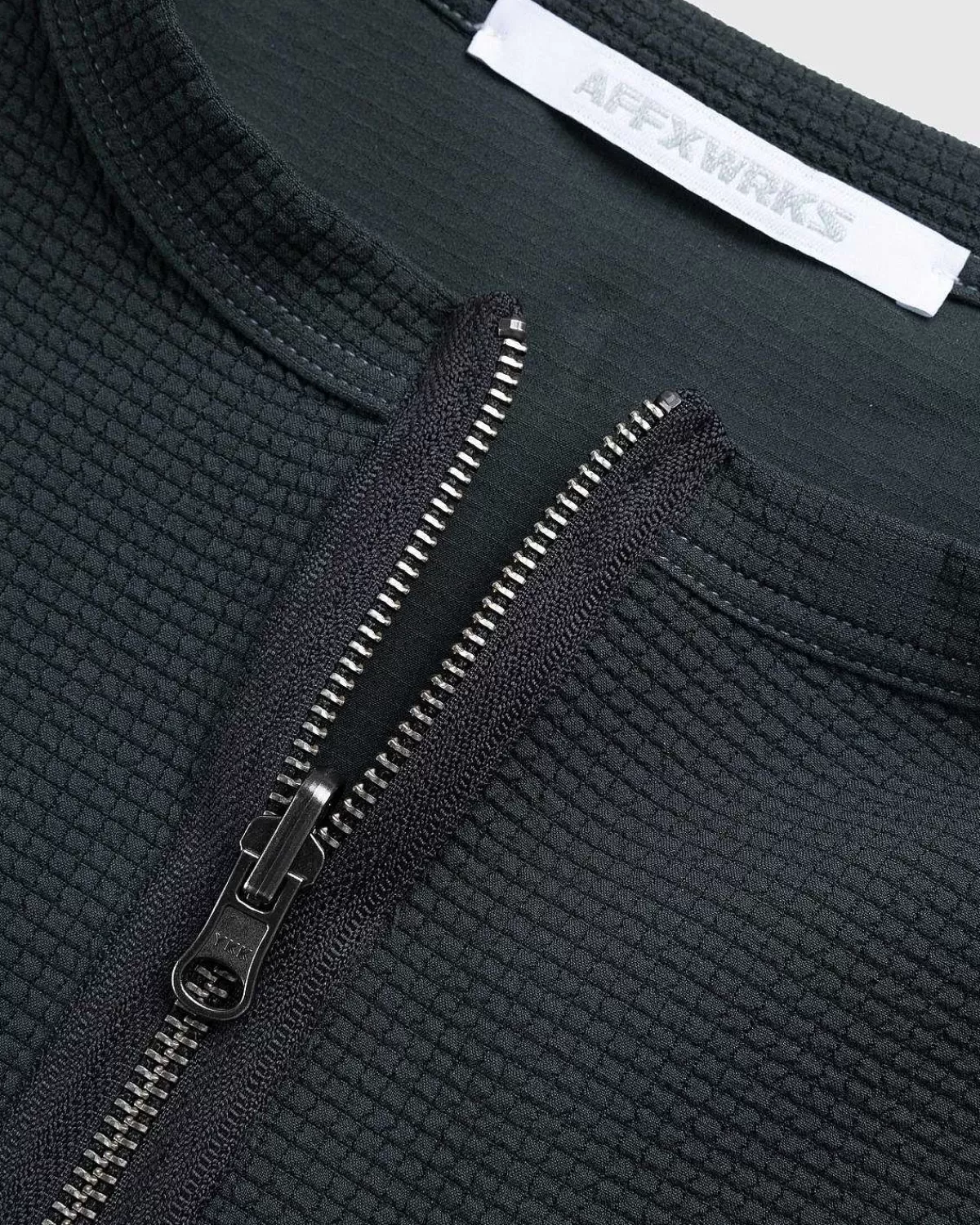vendbar_blouson_shade_gron_6.webp Strik>AFFXWRKS Vendbar Blouson Shade Gron