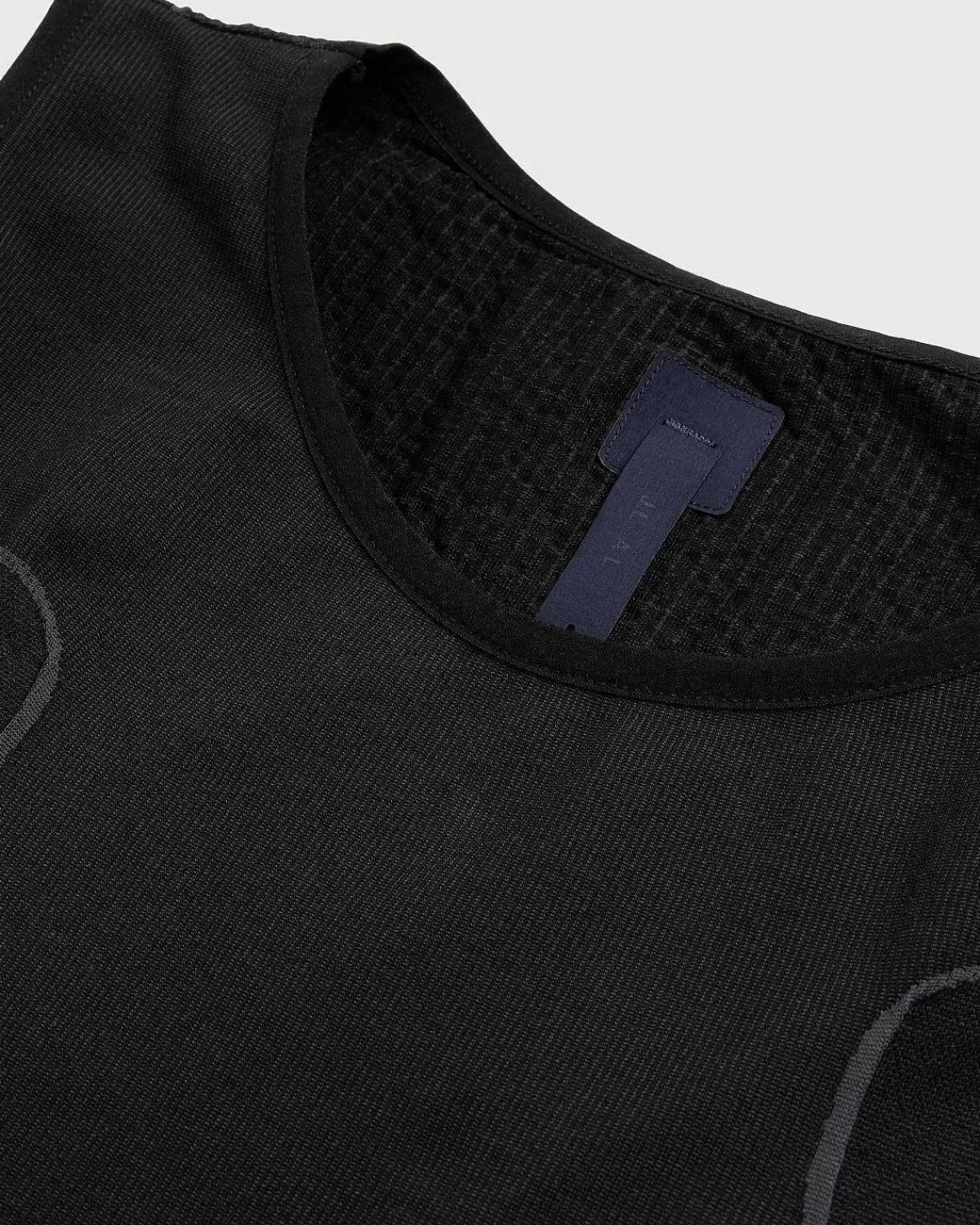 yovchev_strikket_vest_sortgra_5.webp T-Shirts>_J.L-A.L_ Yovchev Strikket Vest Sort/Gra
